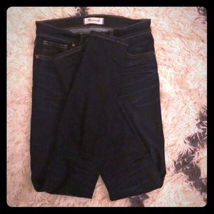 😍High rise dark wash skinny jeans 👖